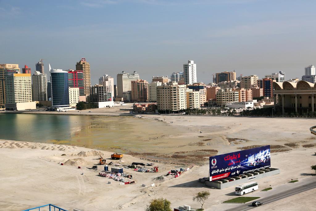 Mirador Hotel Manama Exterior foto